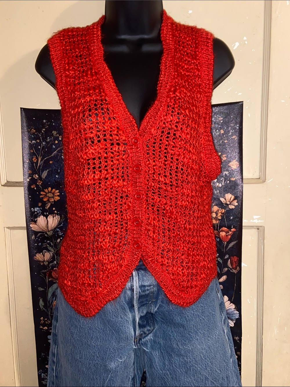 VTG RED KNIT VEST Herald House Hong Kong